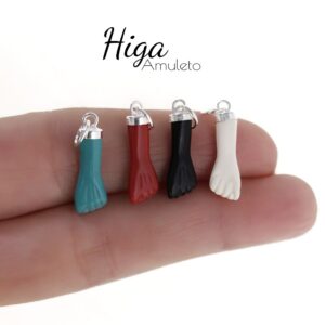 Colgante mano higa
