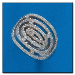 Sortija oro blanco 18kl diamantes