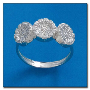 Sortija oro blanco 18kl diamantes
