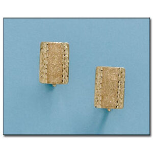 Pendientes oro 18kl rectangular tallados